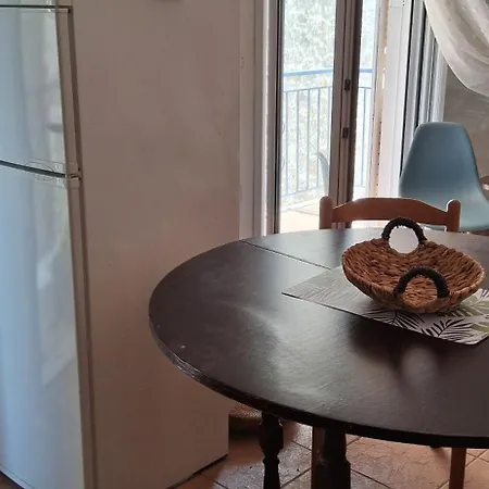 Appartement Non Perigiali Balcomni Front Sea View Nydri (Lefkada)
